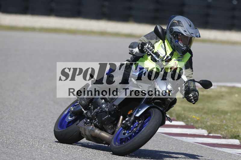 /01 02.04.2026 MAZ ADR/Gruppe gelb Gruppe gruen/unklar